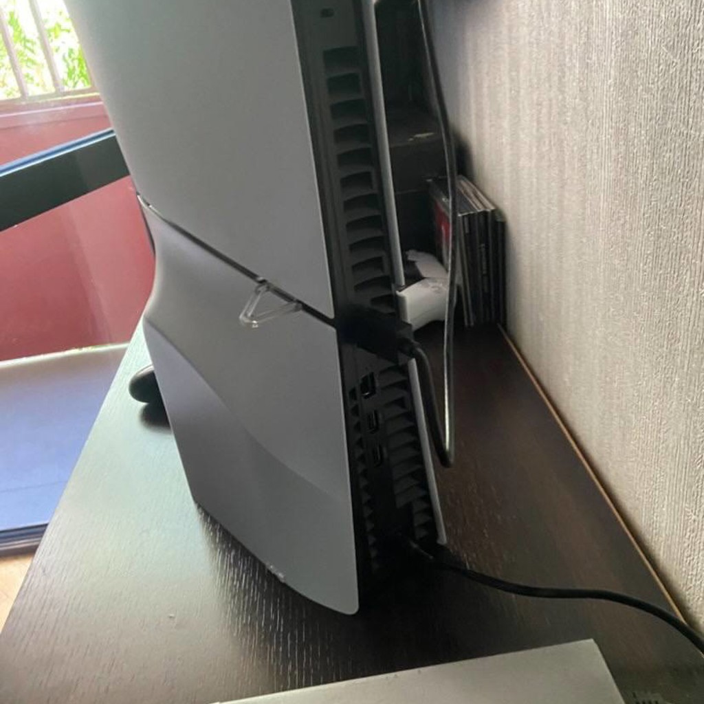 PlayStation 5 (PS5)