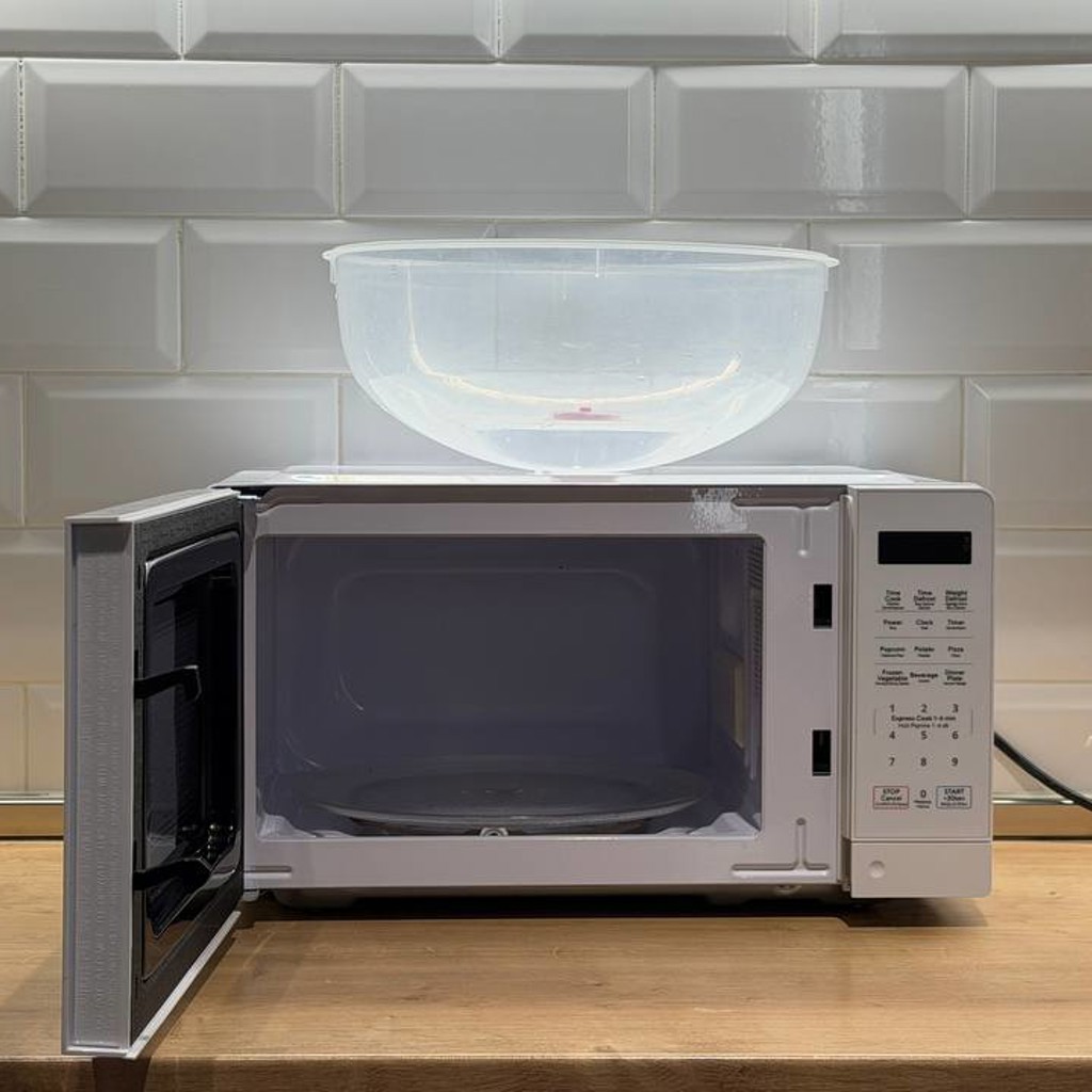 Микроволновая печь Kumtel HM-DG02