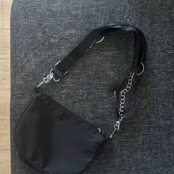 Черная лакированная сумка - фото 5
