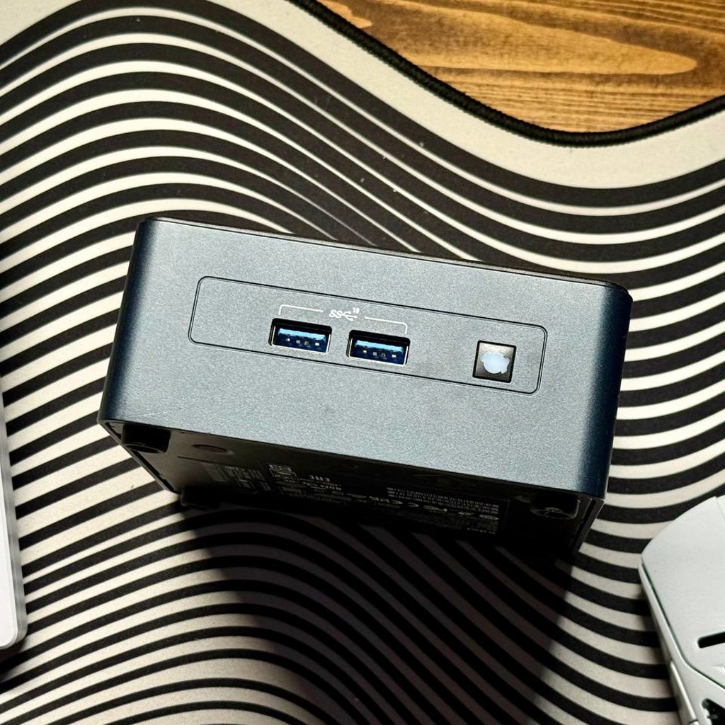 Мини PC Intel NUC11TNH