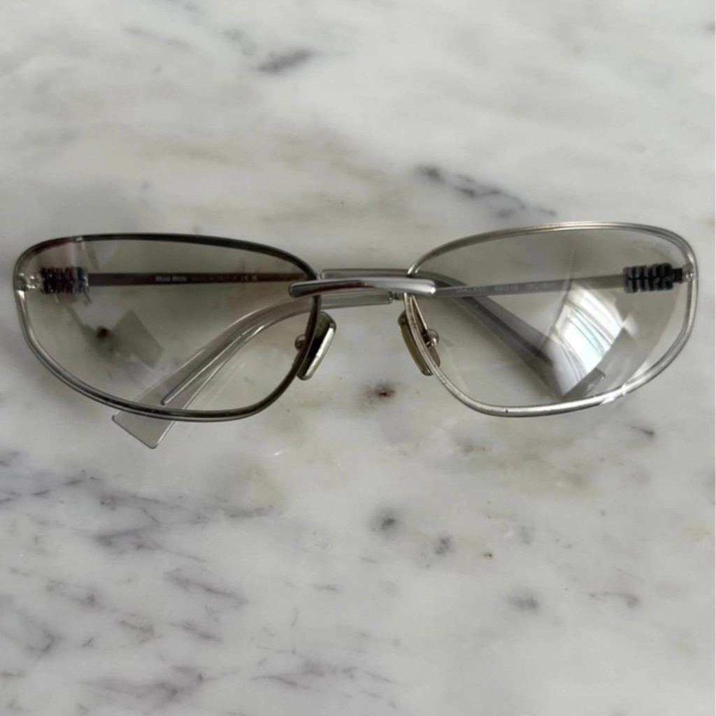 Очки Miu Miu 0MUA50S