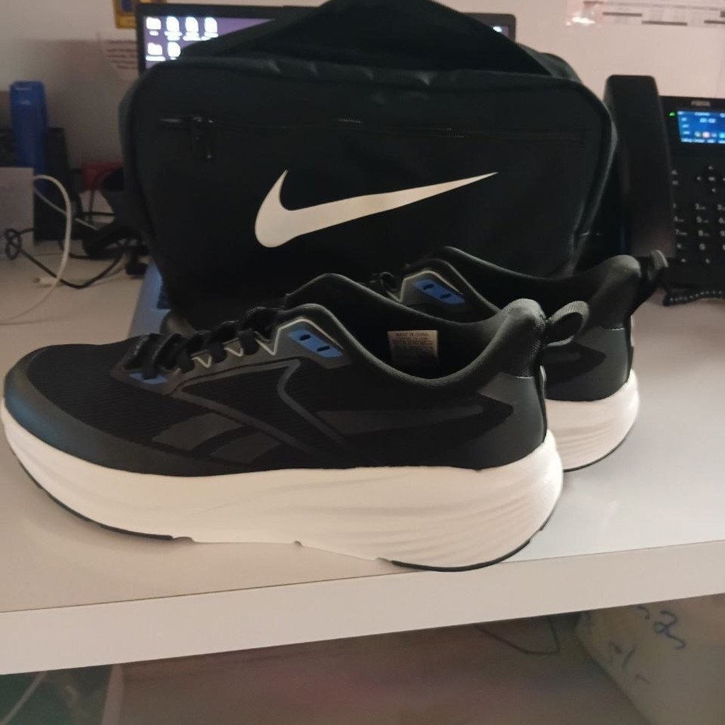 Кроссовки Reebok