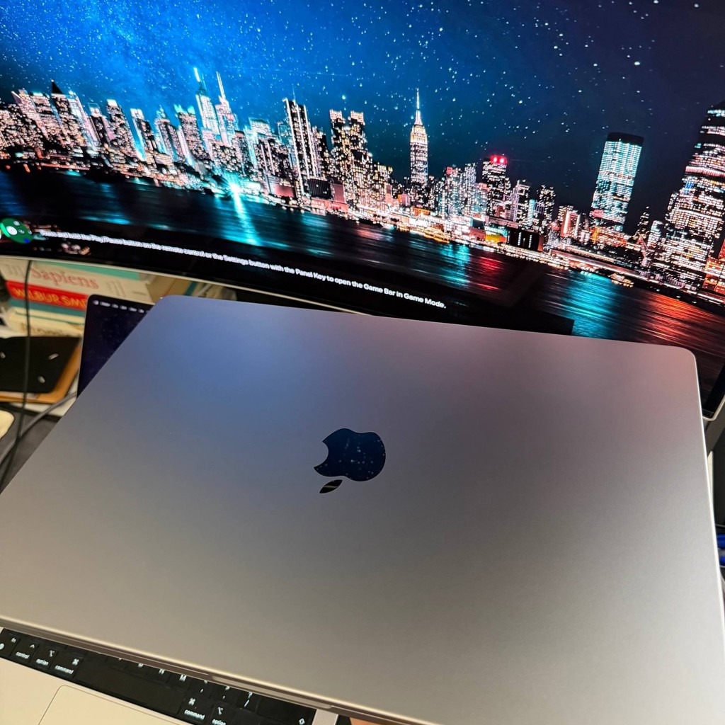 MacBook Pro M1 Pro 16'