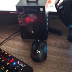 Монитор Samsung C24FG7 - фото 1
