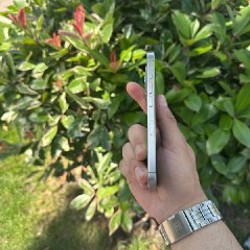 IPhone 15 Pro Natural titanium - фото 4