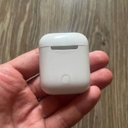 Apple AirPods 1-го поколения - фото 2