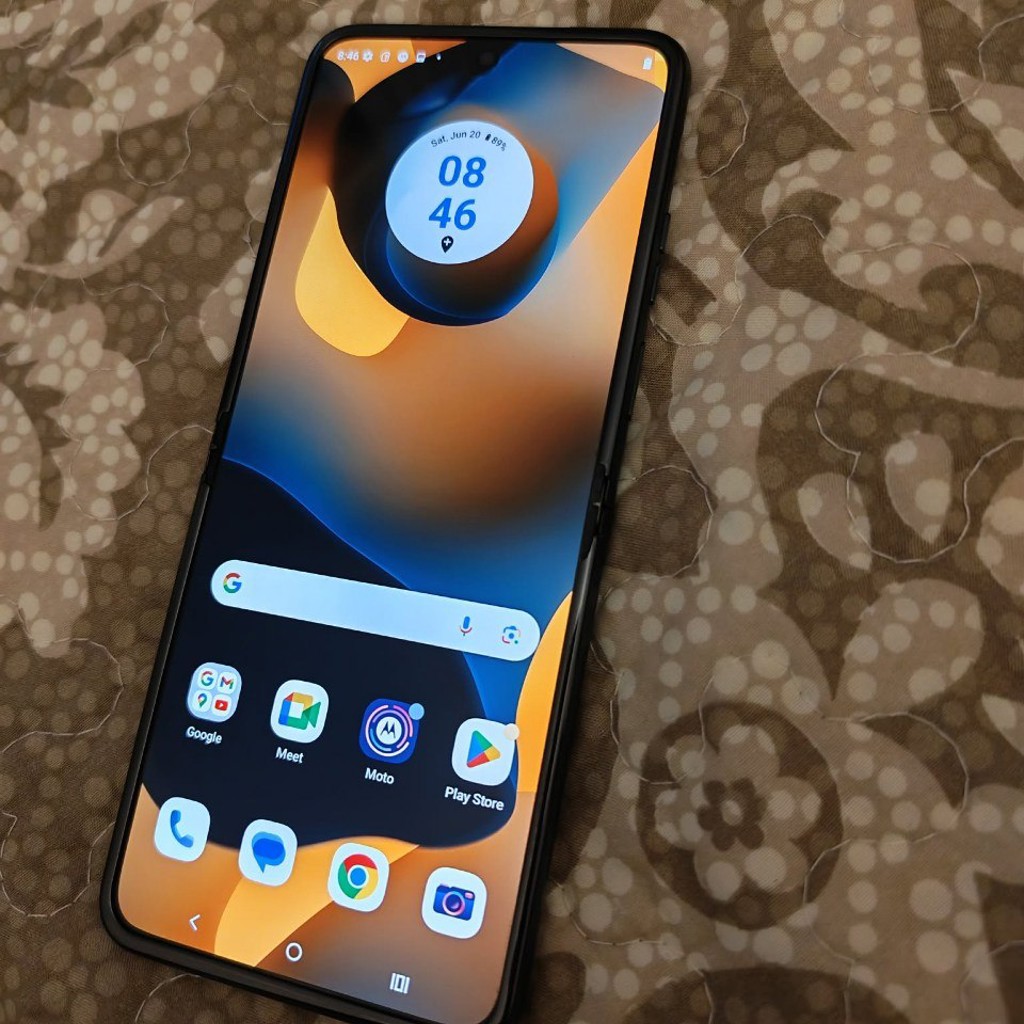 Motorola RAZR 2024
