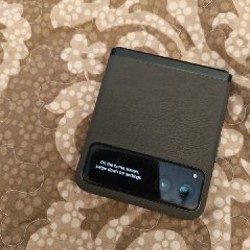 Motorola RAZR 2024 - фото 3