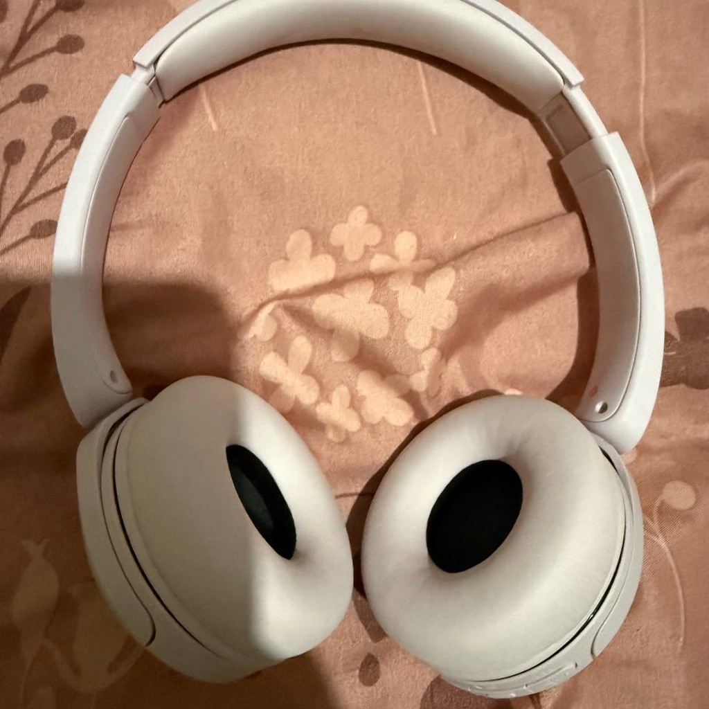 Наушники Sony