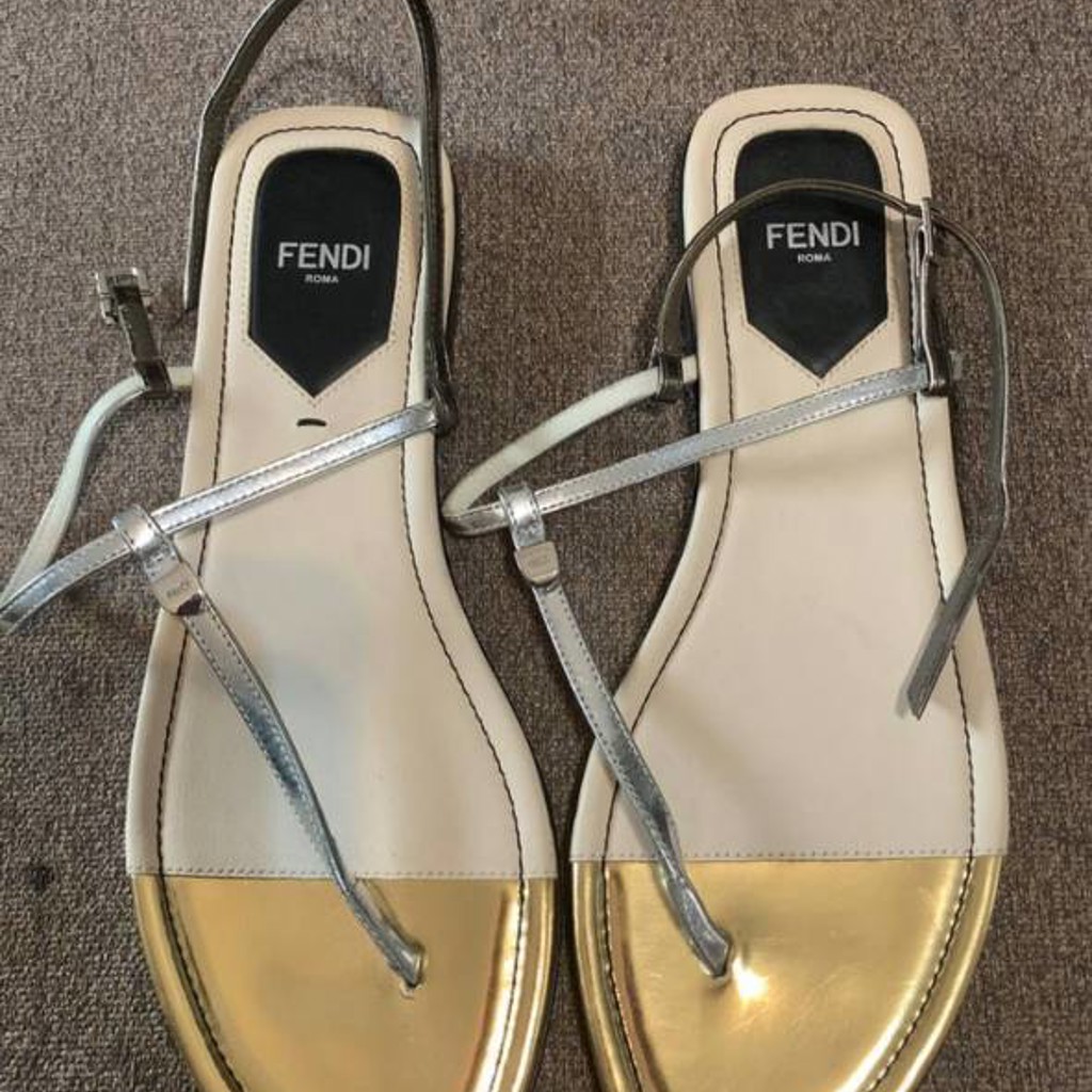 Сандалии летние FENDI