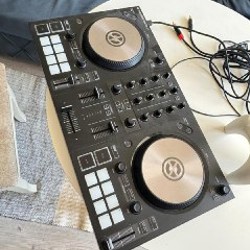 Контроллер Traktor s2 mk3 - фото 3