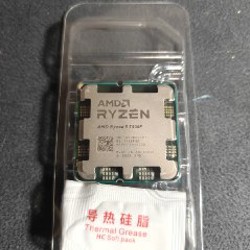 Видеокарта AMD Radeon W5700 - фото 1