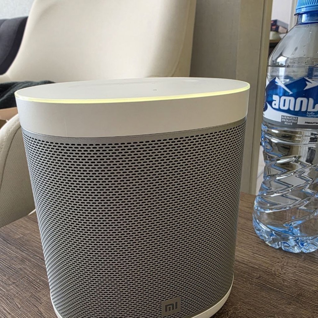 Умная колонка Xiaomi Mi Smart Speaker