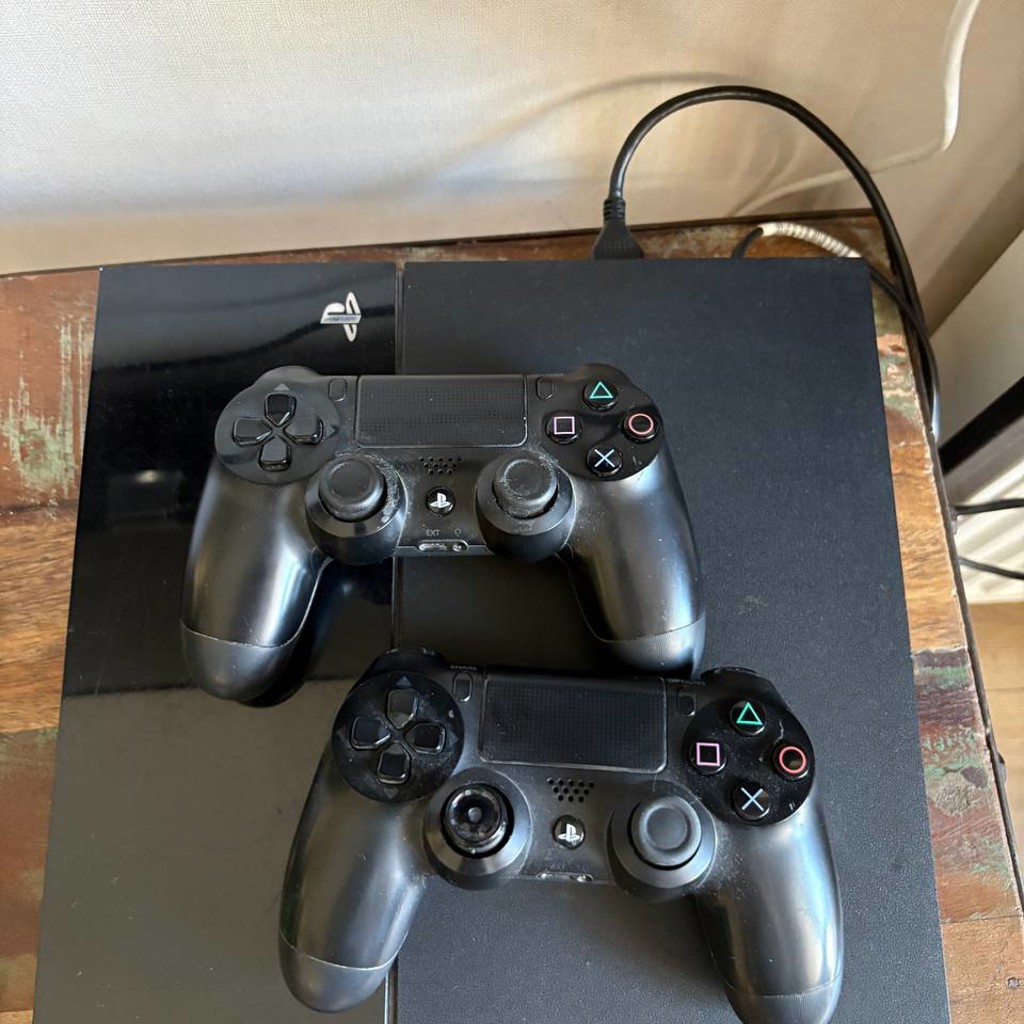 PS4 полный комплект