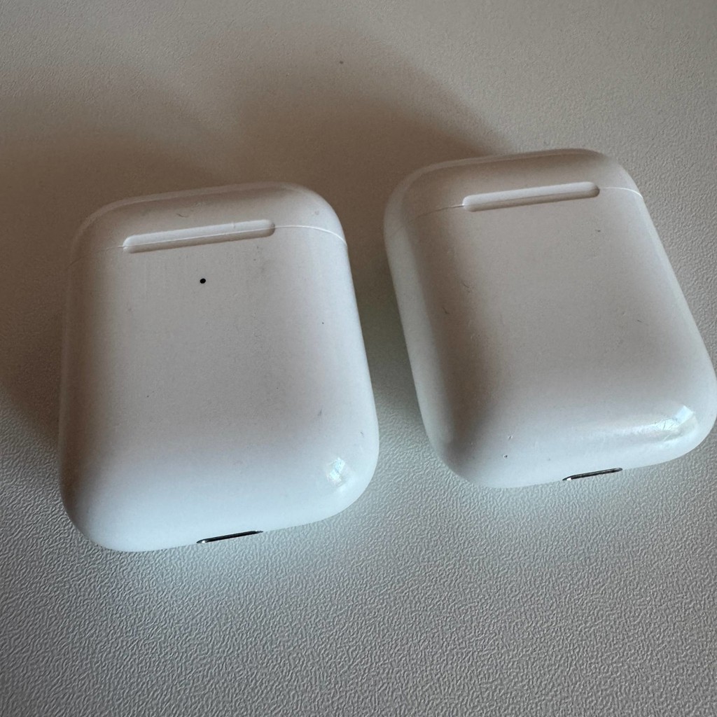 Наушники AirPods