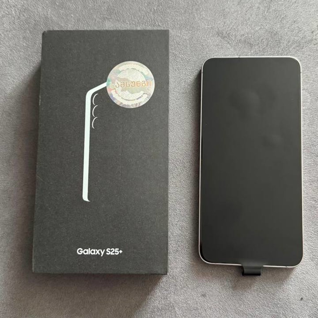 Телефон Samsung S25+