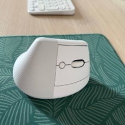 Мышь Logitech Lift White - фото 3