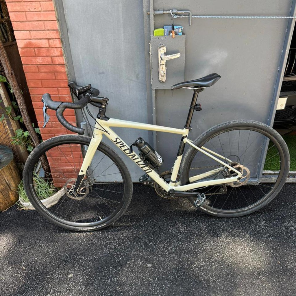 Гравийный велосипед Specialized Diverge E5