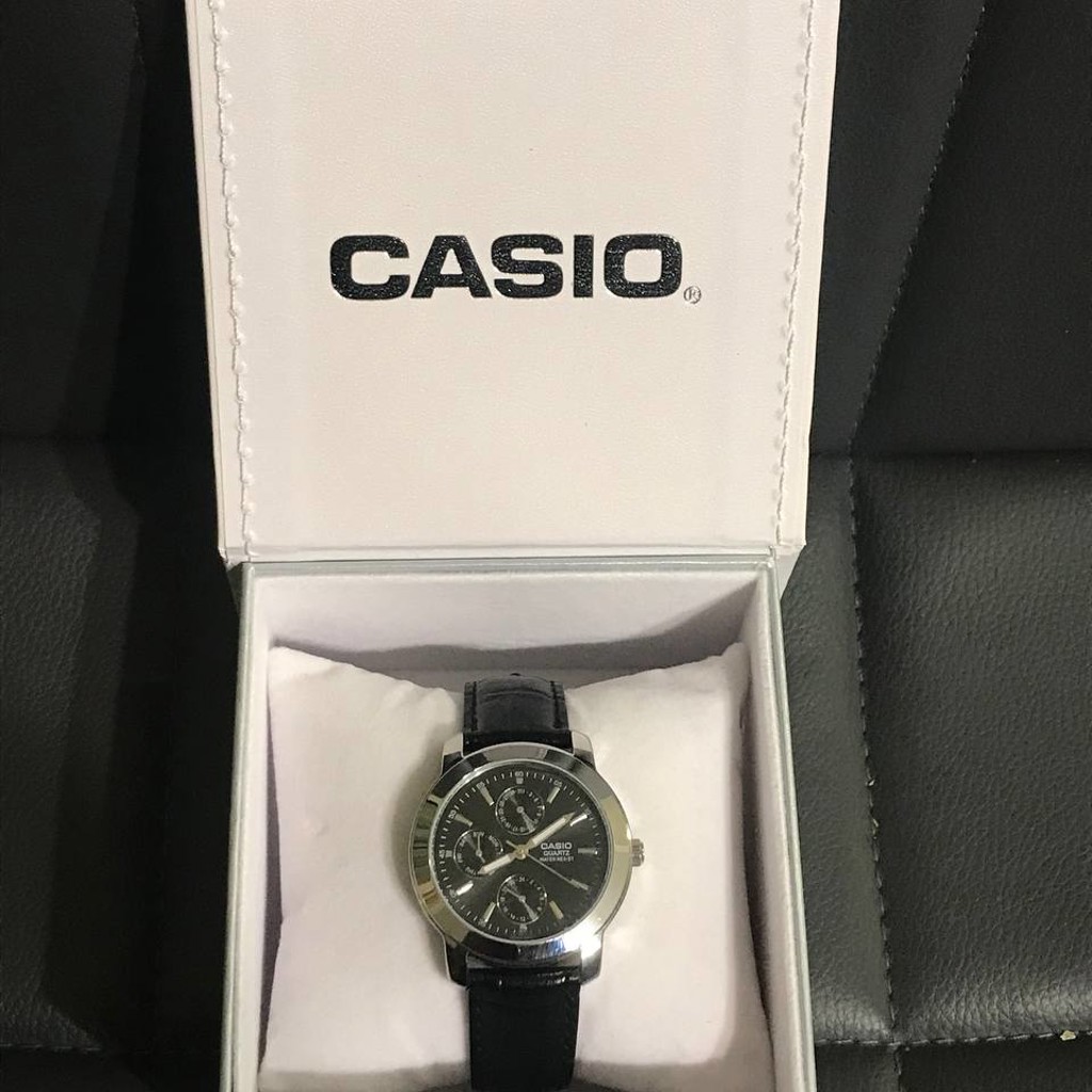 Часы Casio