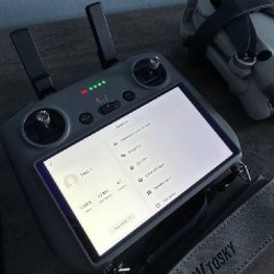 Дрон DJI Mini 4 Pro Fly More Combo - фото 4