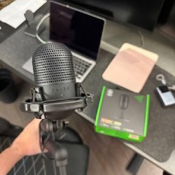 Микрофон Razer Seiren V3 Mini - фото 1