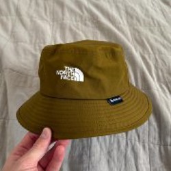 Классические брюки Uniqlo - фото 1