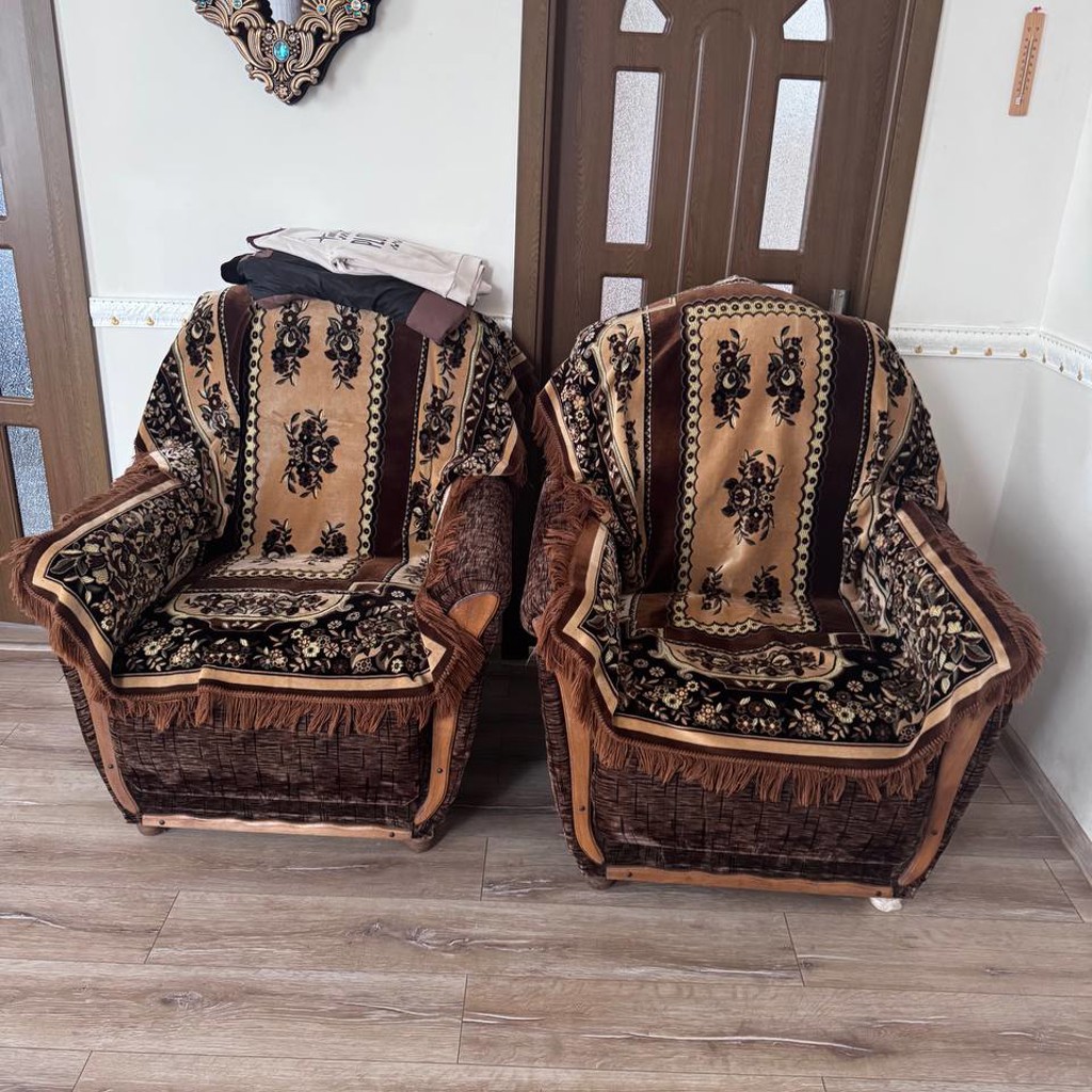 Мягкие кресла