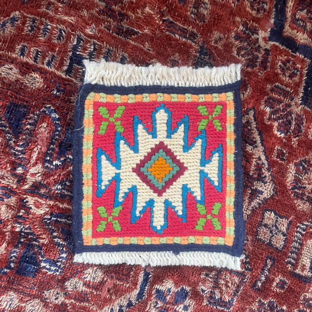 Коврик подстаканник