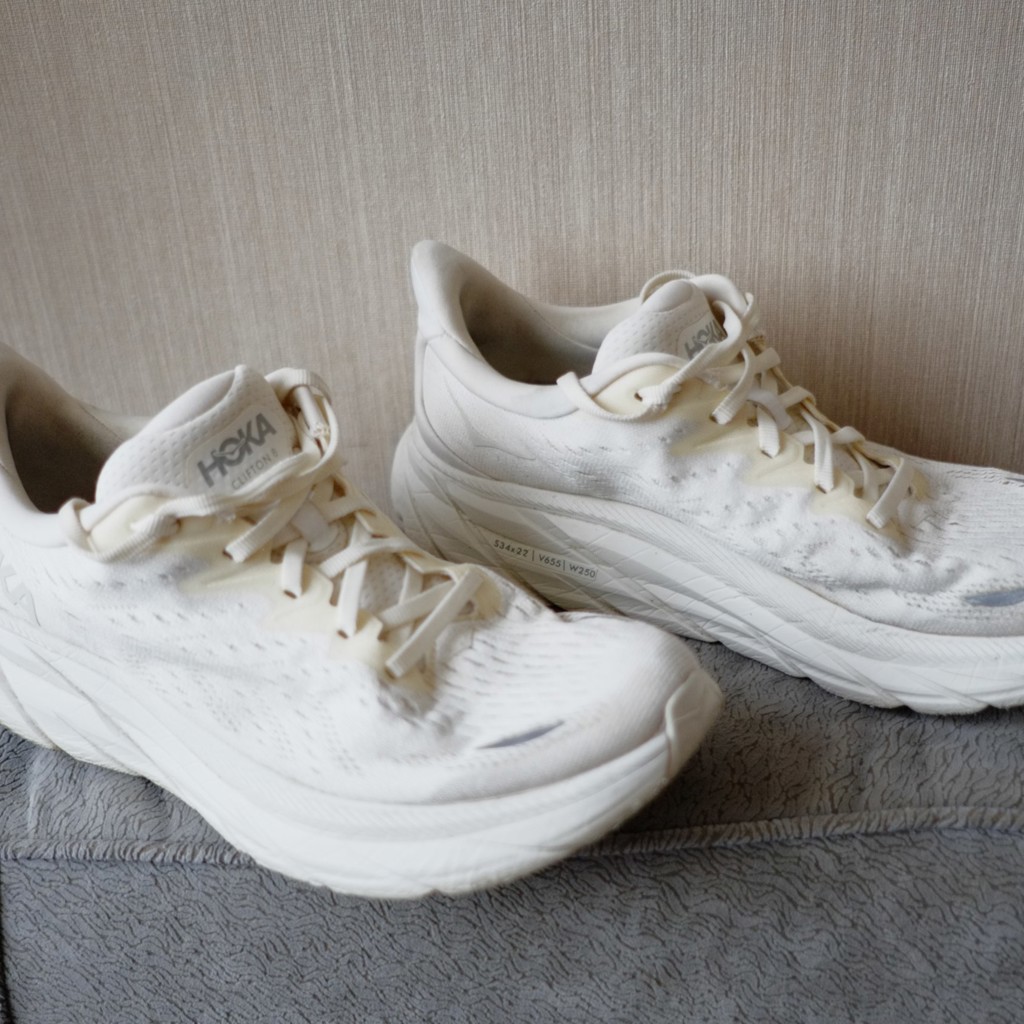 HOKA Clifton 8