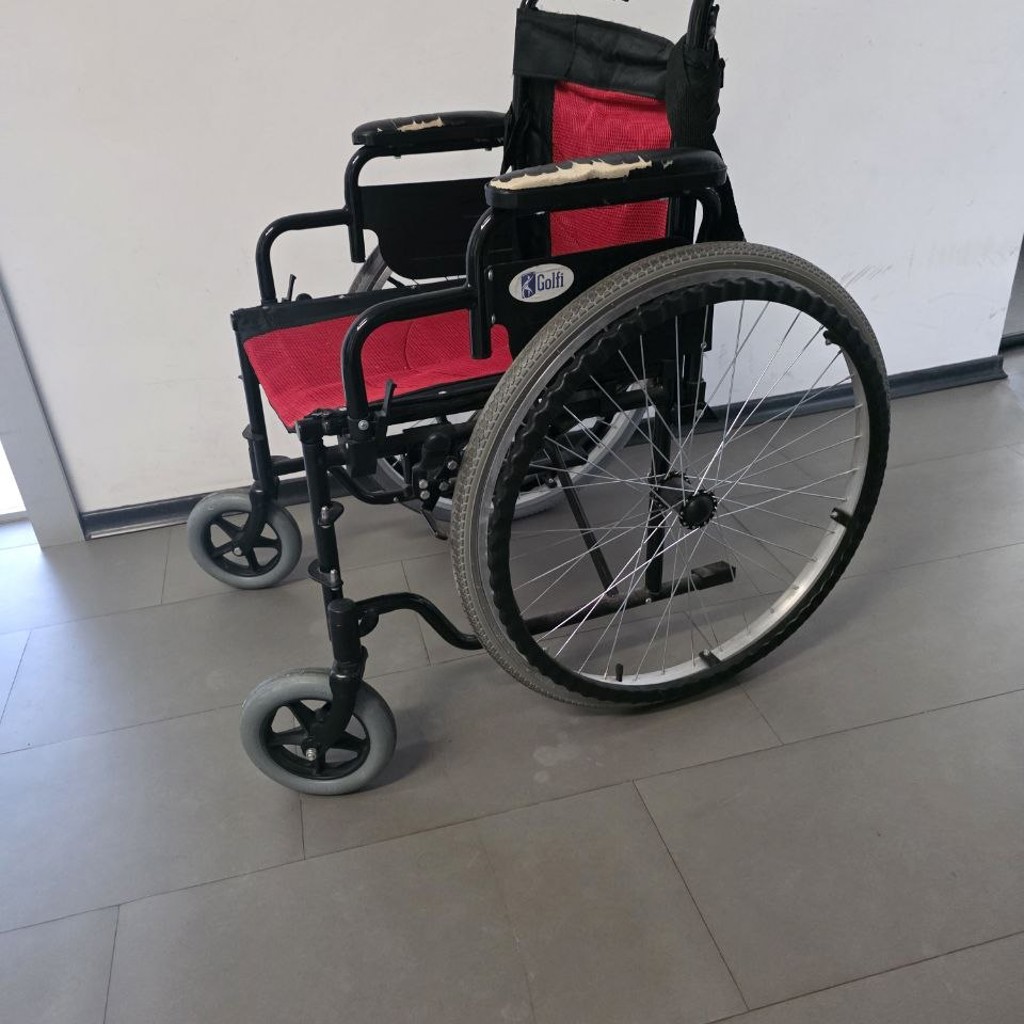 Инвалидная коляска Golfi G103