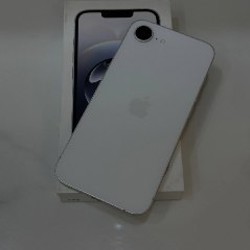 IPhone 16e 128GB - фото 2