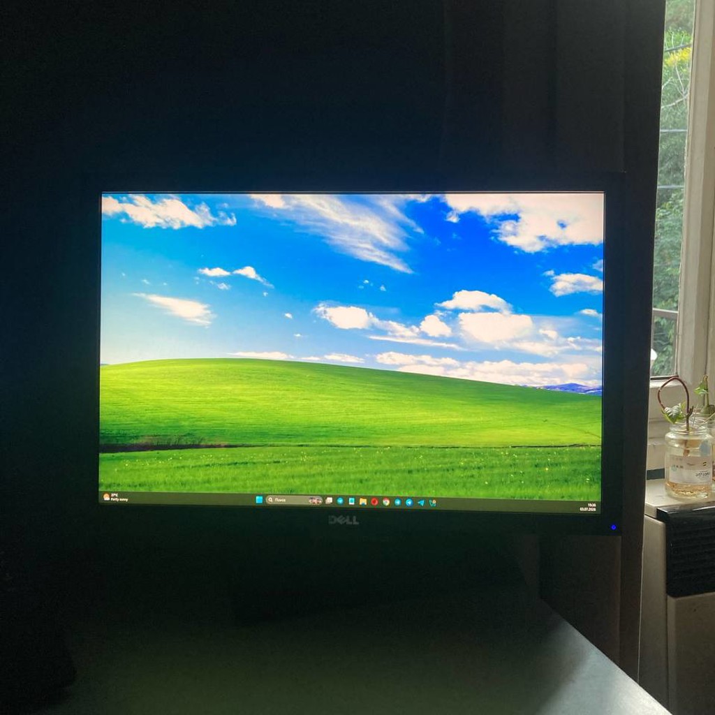 Монитор DELL 24'