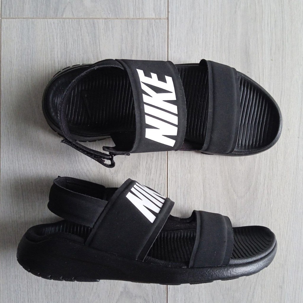 Босоножки Nike