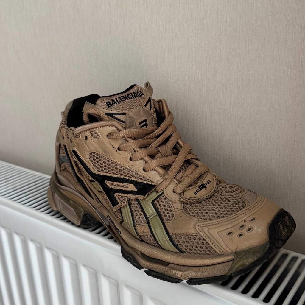 Balenciaga Runner