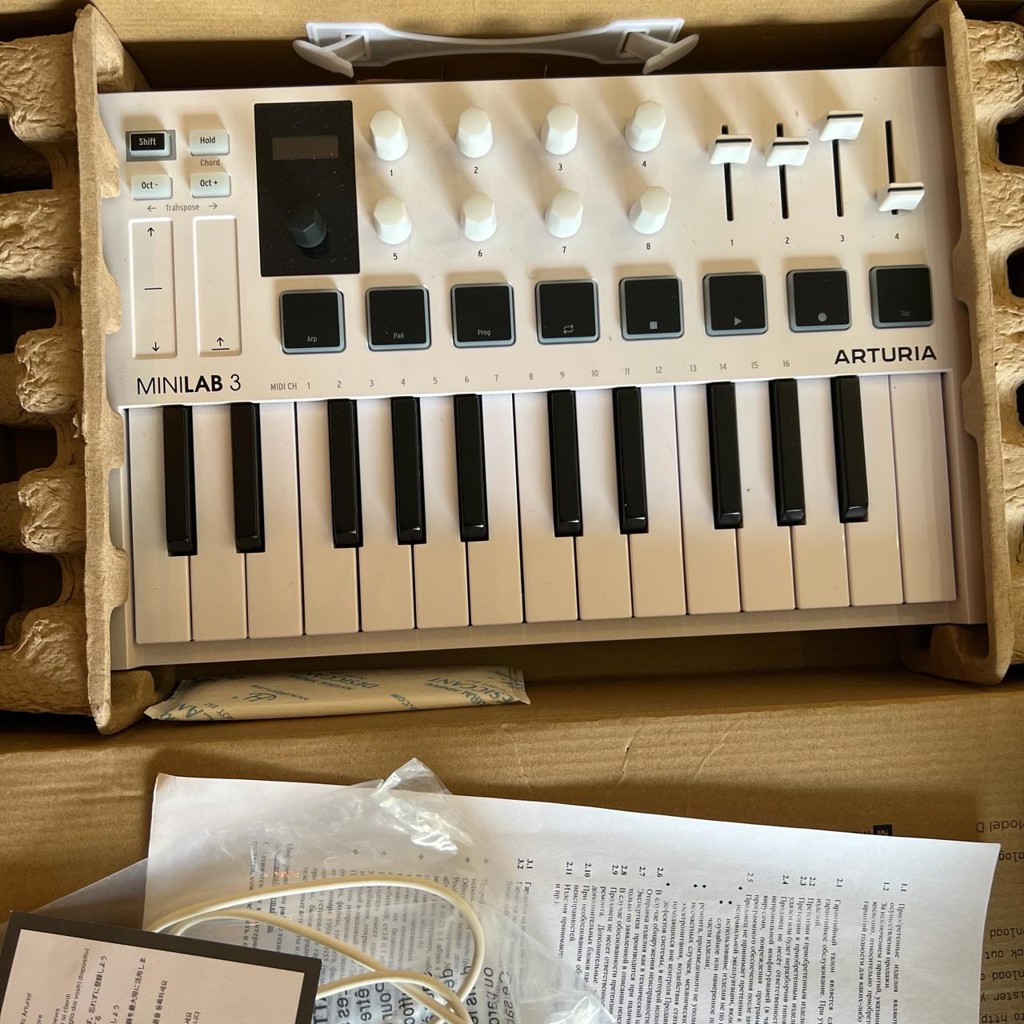Arturia Minilab 3