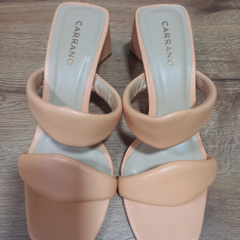 Мюли CARRANO