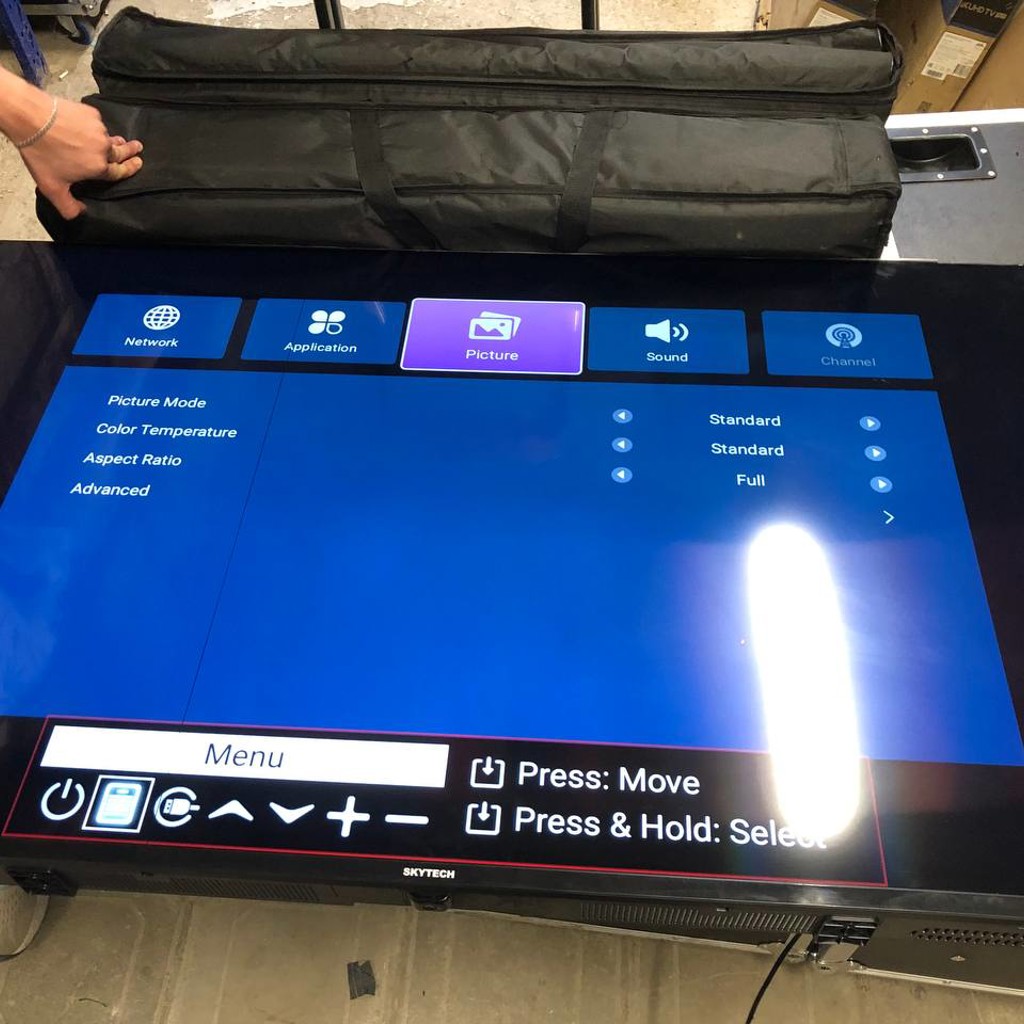 Телевизор Skytech
