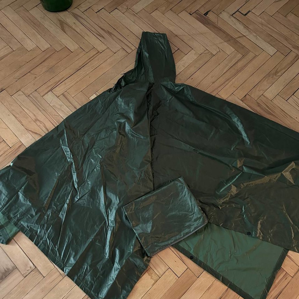 Пончо-дождевик