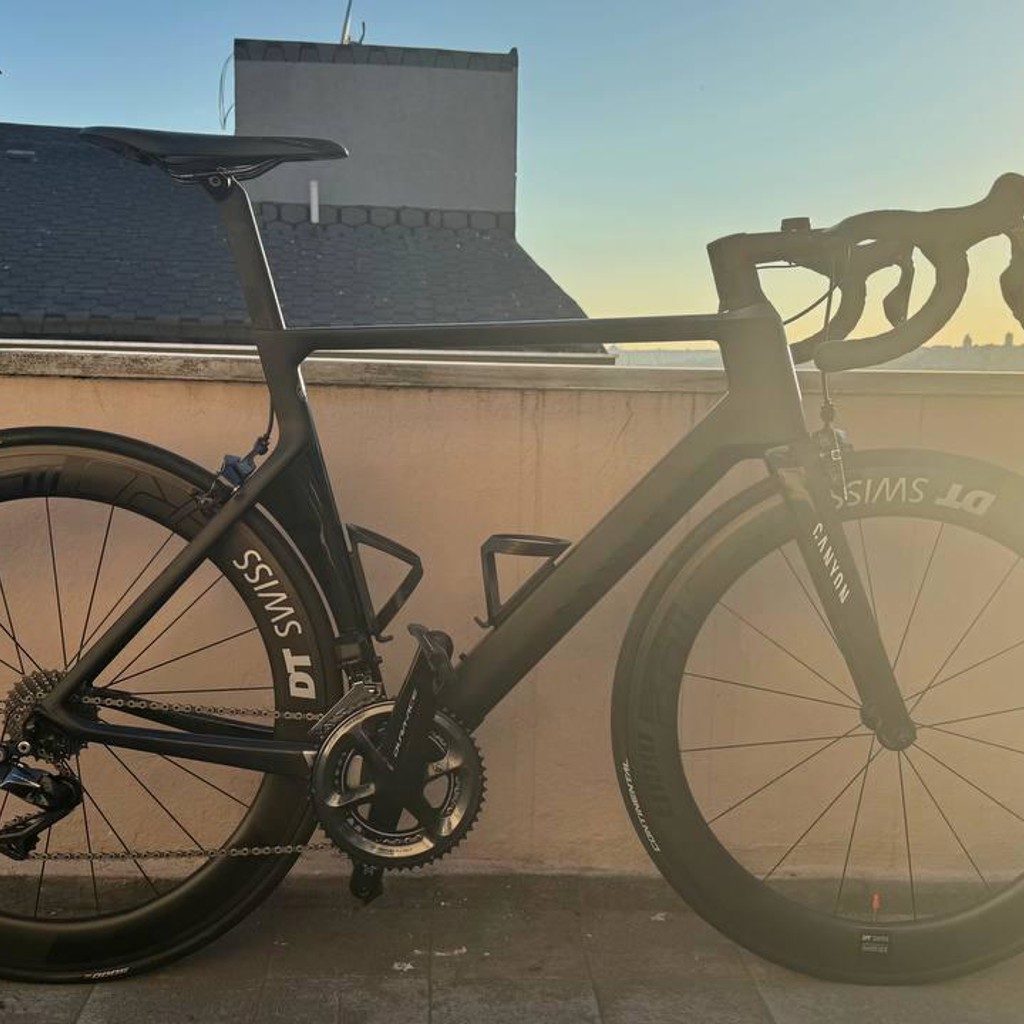 Canyon Aeroad CF SLX 9.0 Di2