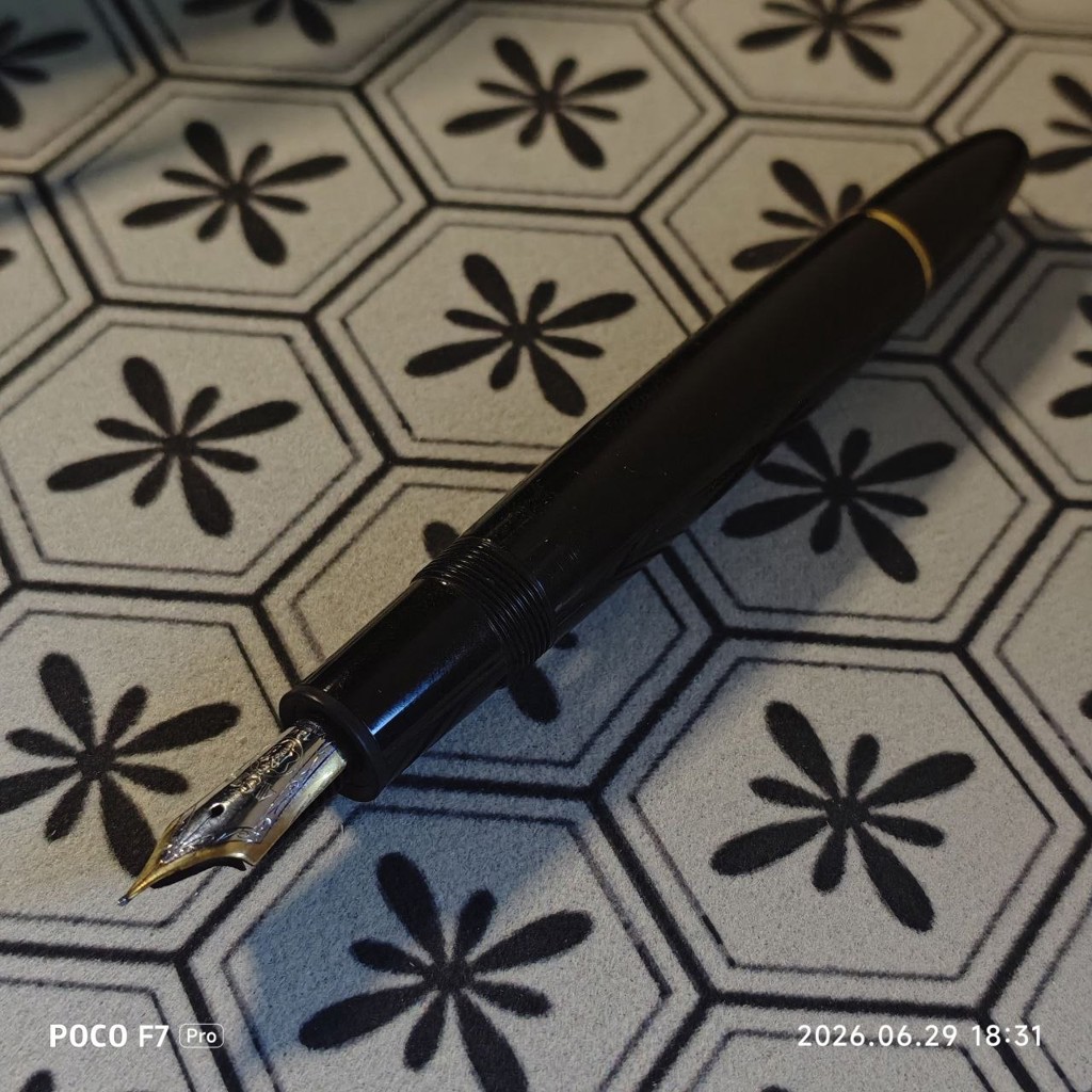 Золотая ручка MONTBLANC 146 LEGRAND