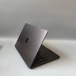 MacBook Pro 14 M5 (Late 2025) - фото 4