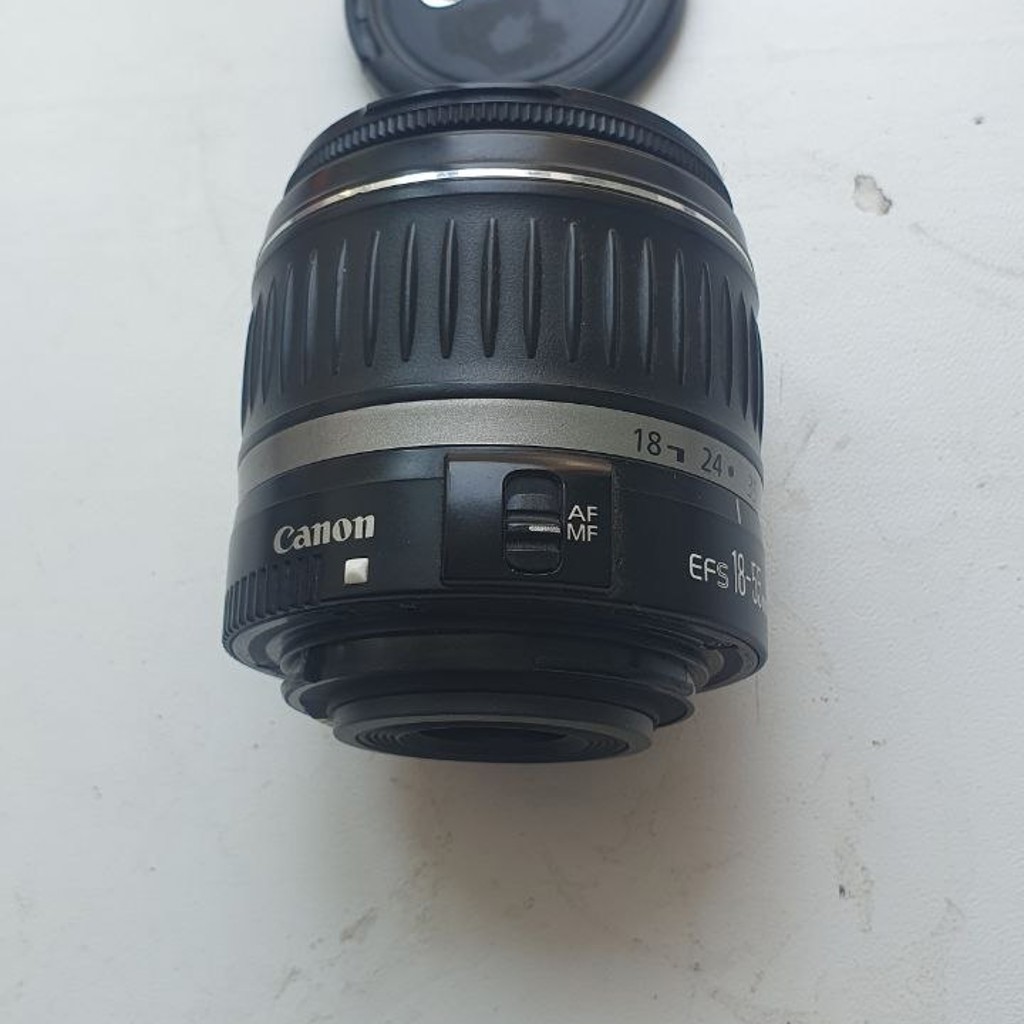 Объектив Canon