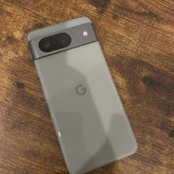 Google Pixel 8 - фото 3