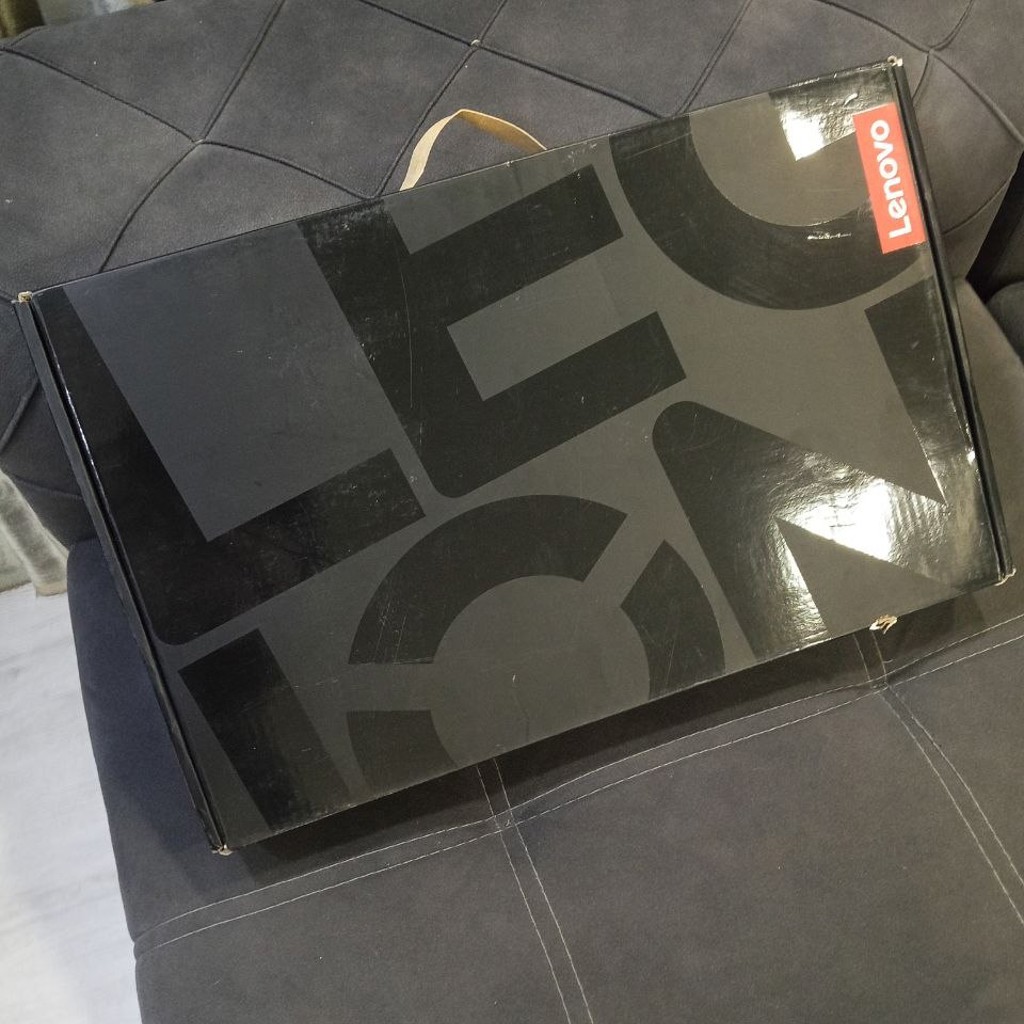 Lenovo Legion Pro 7 Gen 10 AMD