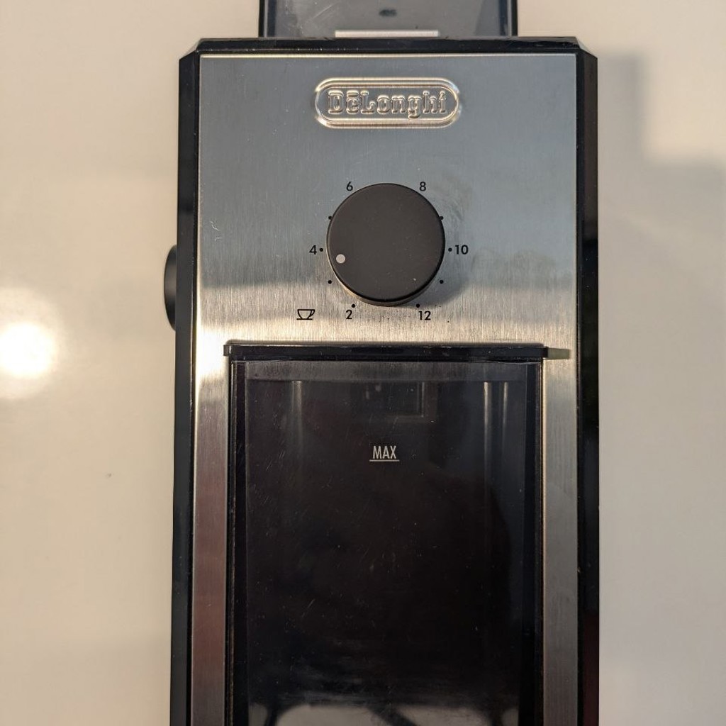 Кофемолка De’Longhi KG89
