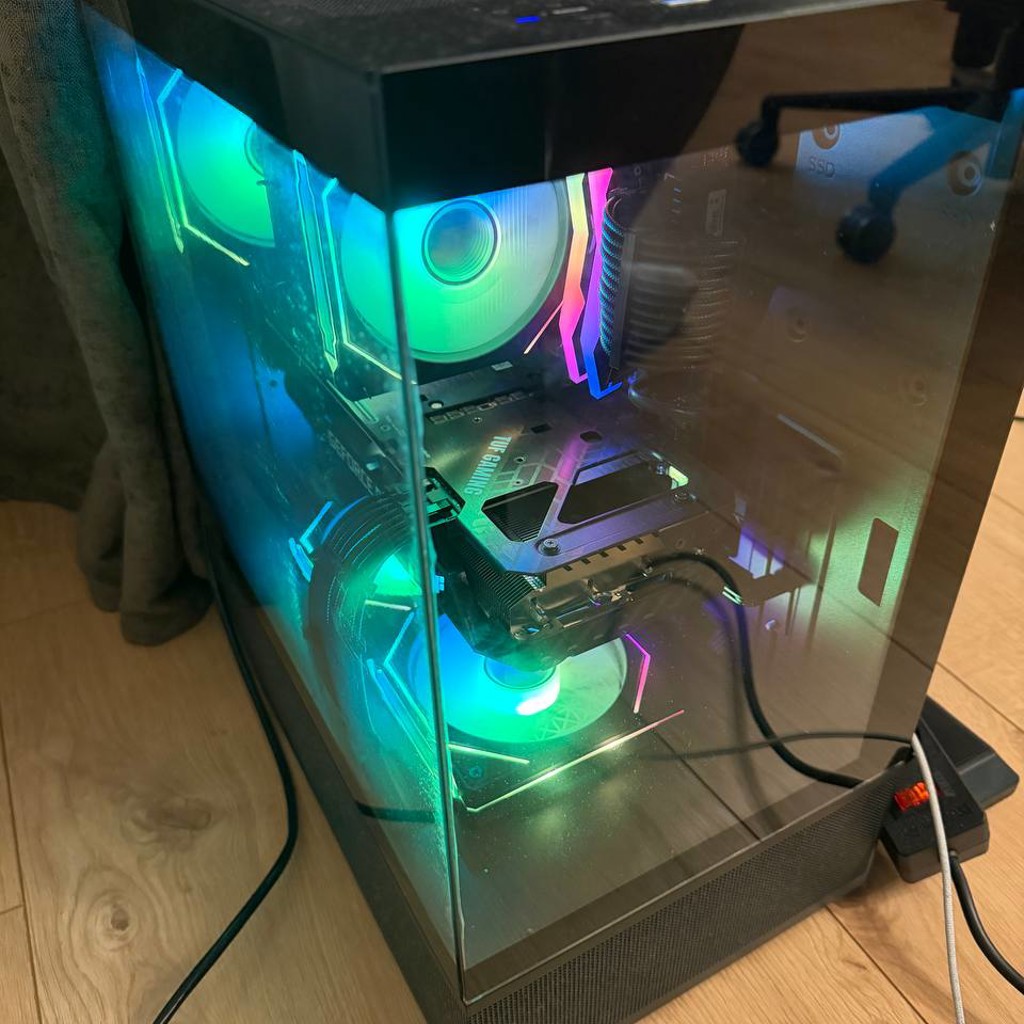 Thermaltake 700W 80+