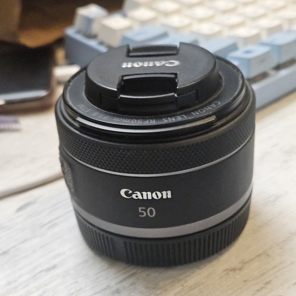 Объектив Canon EF 50mm F1.8