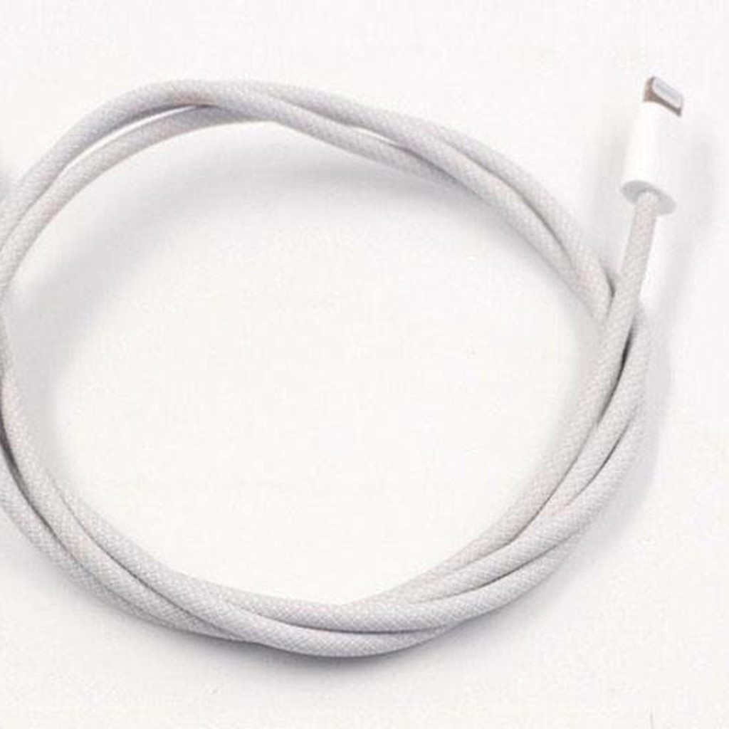 Плетеный кабель USB-C to Lightning