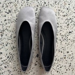 Фиолетовые кроксы на платформе - фото 5