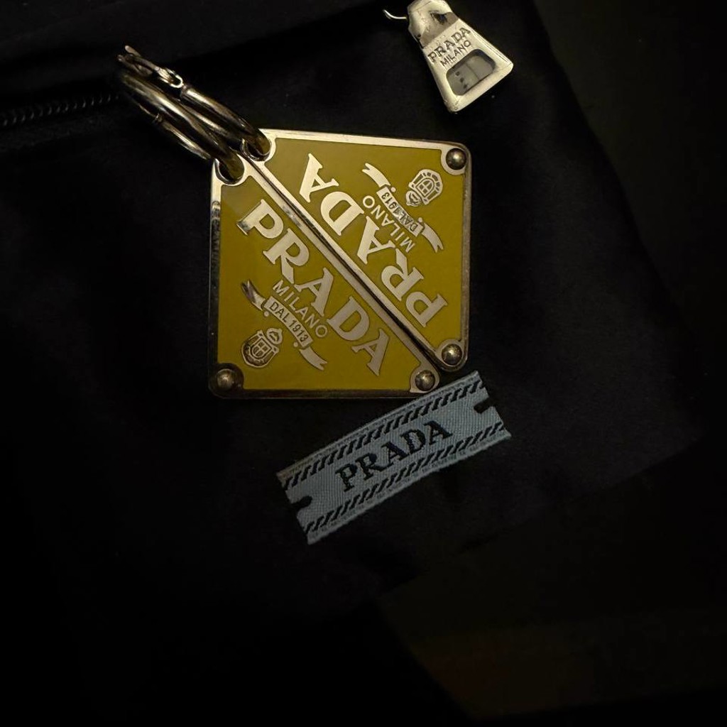 Серьги Prada Symbol